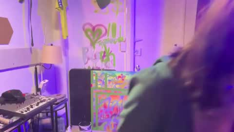 switchinjay online show from 25, 9, 2025