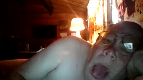 Snapshot of swm769 chatting on 28, 3, 2026 swm online show from 28, 3, 2026