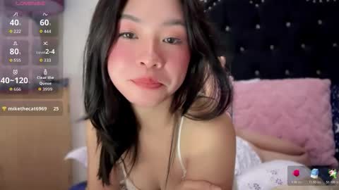 Snapshot of swt_asianholly chatting on 7, 6, 2026 Holly online show from 7, 6, 2026