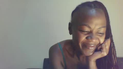 Snapshot of swtebony1 chatting on 22, 1, 2025 ALICIA online show from 22, 1, 2025