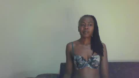 Snapshot of swtebony1 chatting on 1, 2, 2025 ALICIA online show from 1, 2, 2025