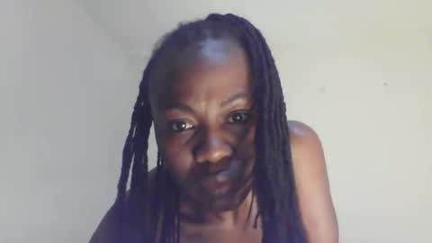 Snapshot of swtebony1 chatting on 21, 2, 2025 ALICIA online show from 21, 2, 2025