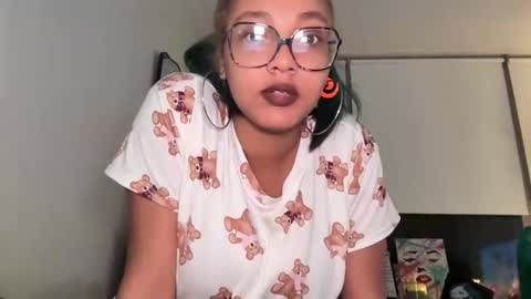 Snapshot of sxckadelilah chatting on 6, 11, 2025 SxckADelilah online show from 6, 11, 2025