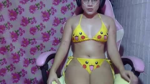 syera_04 online show from 10, 4, 2026
