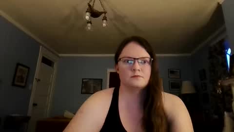Snapshot of sylviexxxfun chatting on 11, 6, 2026 sylviexxxfun online show from 11, 6, 2026