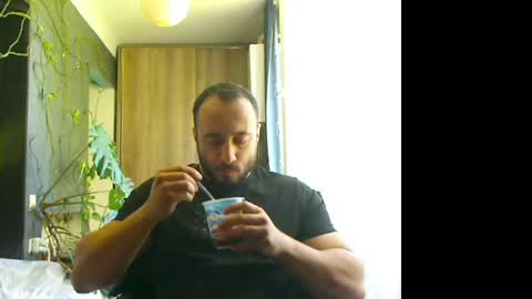 Snapshot of t_huracane chatting on 7, 5, 2026 Huracane online show from 7, 5, 2026