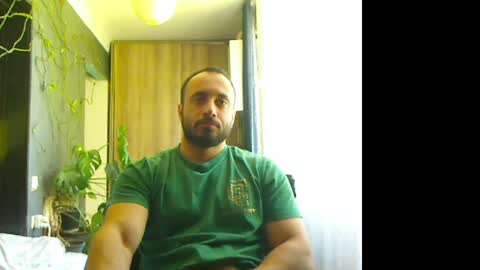 Snapshot of t_huracane chatting on 9, 5, 2026 Huracane online show from 9, 5, 2026