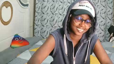 Snapshot of t_okyo chatting on 5, 1, 2026 TOKYO online show from 5, 1, 2026