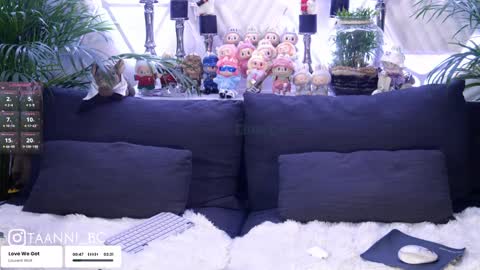 Snapshot of taanni_bc chatting on 7, 10, 2025 TAANNI online show from 7, 10, 2025