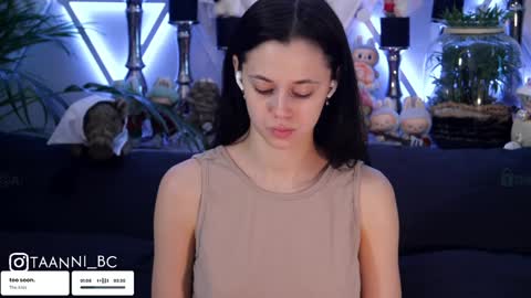 Snapshot of taanni_bc chatting on 9, 10, 2025 TAANNI online show from 9, 10, 2025