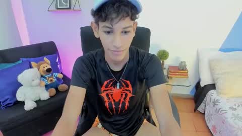 Tashi00 online show from 2, 3, 2026