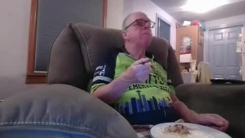 tacrunner66_ online show from 6, 11, 2025