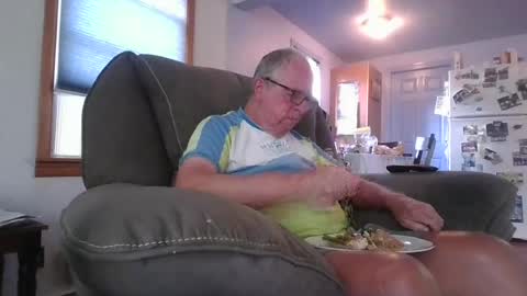 Snapshot of tacrunner66_ chatting on 8, 7, 2026 tacrunner66_ online show from 8, 7, 2026