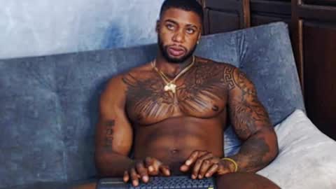 Tairon Tucke online show from 12, 1, 2025