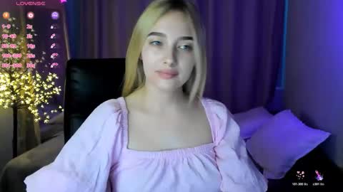 Snapshot of taisia_hot chatting on 22, 5, 2026 Taisia online show from 22, 5, 2026