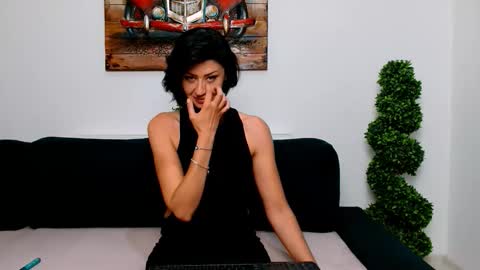 Snapshot of taissa1 chatting on 29, 9, 2025 Taissa1 online show from 29, 9, 2025