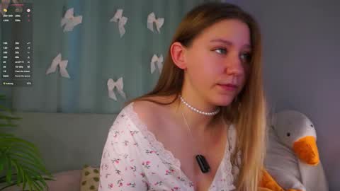 Snapshot of taithelme chatting on 18, 5, 2026 Molly online show from 18, 5, 2026
