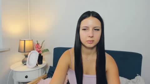 taliasensitive online show from 9, 10, 2025