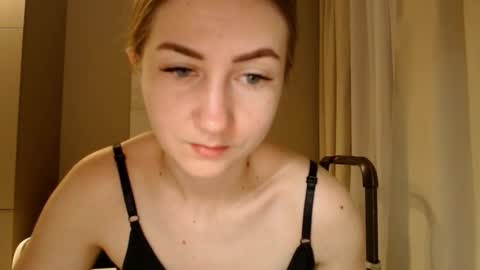 Snapshot of taliiyafiredream chatting on 30, 12, 2024 Kira online show from 30, 12, 2024