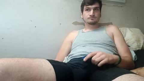 tallerandhandsomer online show from 19, 11, 2025