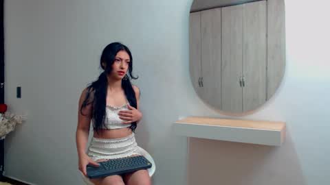 Hi im sara online show from 28, 3, 2026