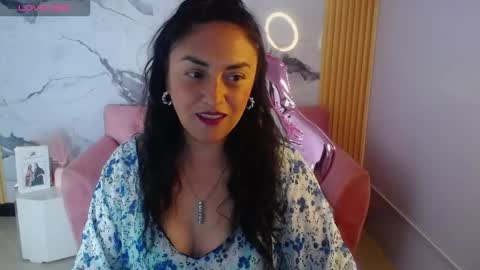Snapshot of tamara_ch1 chatting on 1, 10, 2025 tamara_ch1 online show from 1, 10, 2025