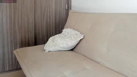 Snapshot of tamara_serra__ chatting on 18, 1, 2025 TAMARA SERRA online show from 18, 1, 2025