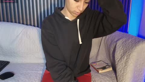 Snapshot of tamaraakins chatting on 5, 11, 2025 Tamy online show from 5, 11, 2025