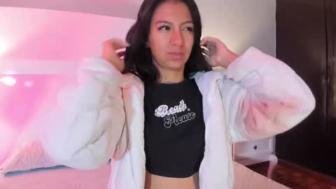 Snapshot of tamaraakins chatting on 17, 11, 2025 Tamy online show from 17, 11, 2025