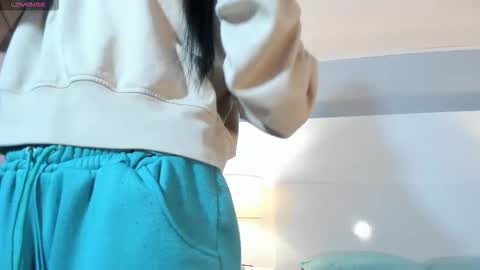 Snapshot of tamaraakins chatting on 24, 11, 2025 Tamy online show from 24, 11, 2025