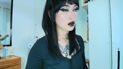Cami 3 online show from 27, 4, 2026
