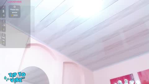 Snapshot of tamarafoxy_ chatting on 4, 2, 2025 Tamara online show from 4, 2, 2025