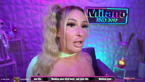 Snapshot of tamaramilano chatting on 1, 5, 2026 TamaraMilano online show from 1, 5, 2026