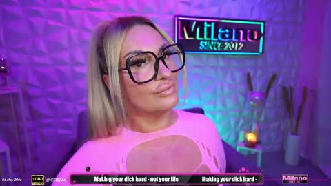 Snapshot of tamaramilano chatting on 4, 5, 2026 TamaraMilano online show from 4, 5, 2026