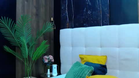 Snapshot of tamia_lou chatting on 4, 10, 2025 Tamia online show from 4, 10, 2025