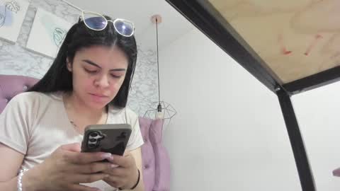 TAMMY  online show from 15, 1, 2025