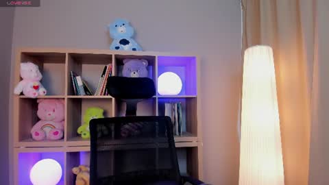 tammy_bellini_ online show from 7, 7, 2026