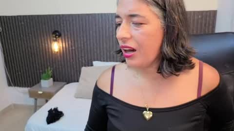 Tammy Lynn online show from 5, 4, 2026