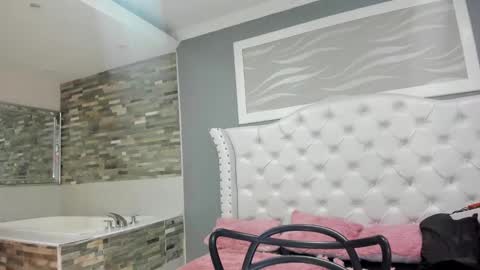Snapshot of tammyparker_ chatting on 8, 3, 2025 Tammara online show from 8, 3, 2025