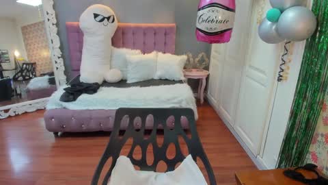 Snapshot of tammyparker_ chatting on 28, 9, 2025 Tammara online show from 28, 9, 2025