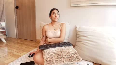 Snapshot of tammys4 chatting on 8, 11, 2025 tammys4 online show from 8, 11, 2025