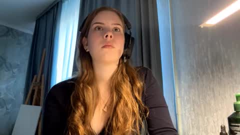 Snapshot of tanekadighton chatting on 18, 10, 2025 Layla online show from 18, 10, 2025