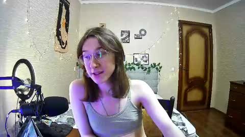 Milena Kuprianova online show from 11, 2, 2025