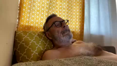 Dominique online show from 2, 3, 2025