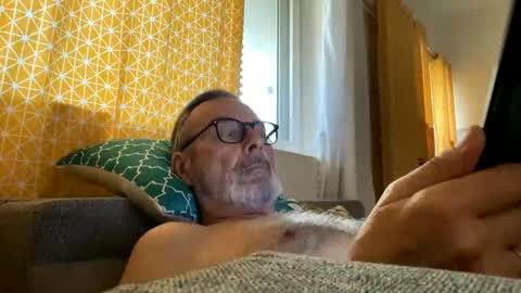 Dominique online show from 7, 3, 2025