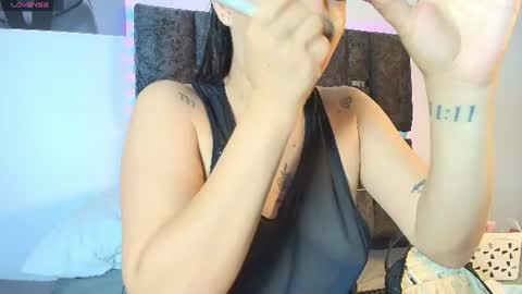 Snapshot of taniamilan chatting on 22, 6, 2026 Tania online show from 22, 6, 2026