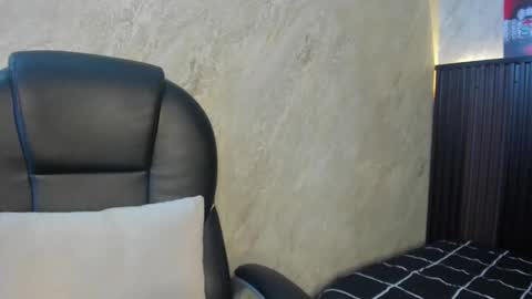 Tanisha online show from 5, 3, 2026