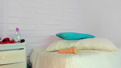 Tanisha  online show from 21, 2, 2025