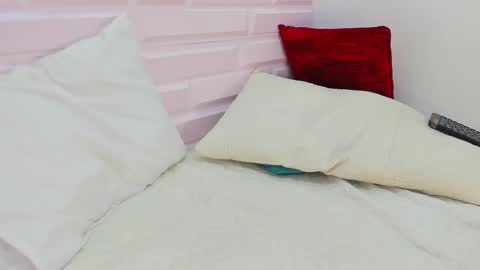 Tanisha  online show from 25, 2, 2025