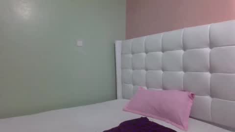 Snapshot of tannia004 chatting on 4, 1, 2025 tania online show from 4, 1, 2025